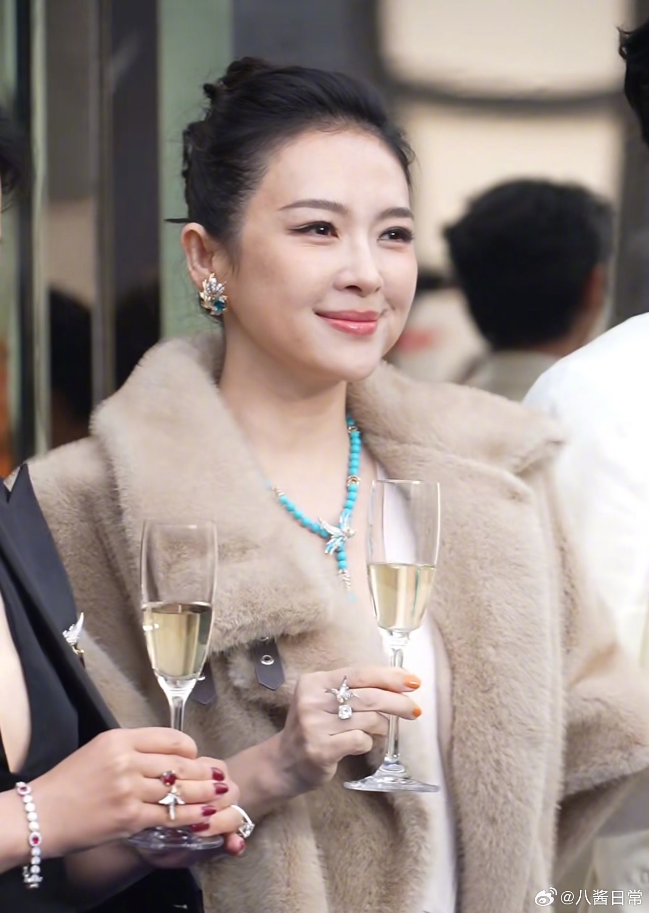 今日Tiffany活动怼脸生图章子怡、张若昀、唐嫣、钟楚曦、李昀锐、王星越、宋雨