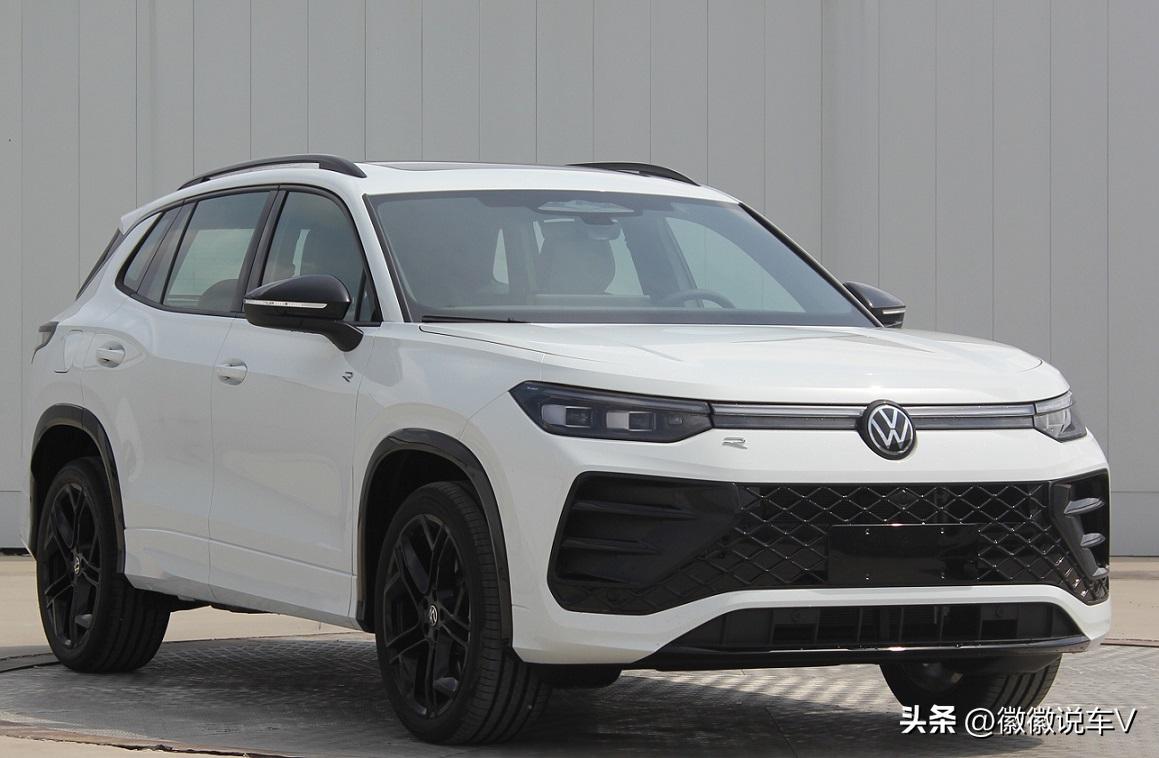 新款大众探岳L，加长版探岳
车长，4695毫米，车宽1866毫米，车高1684毫