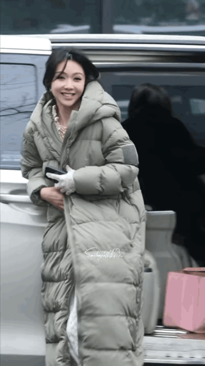 40多岁还能有这般状态，简直是逆生长典范，薛凯琪美得不像话！她的存在让众多美容机