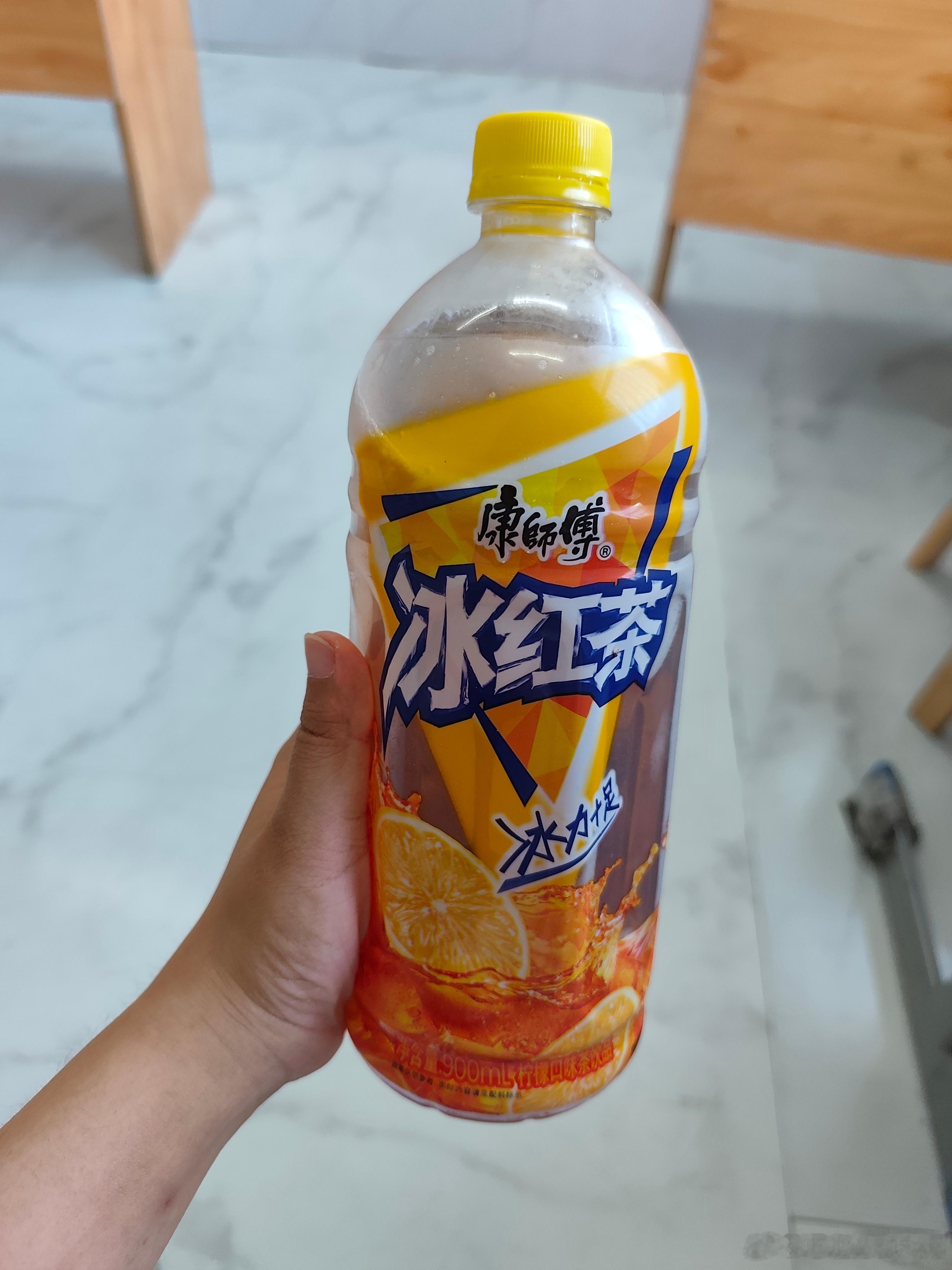 每天早上一瓶冰镇冰红茶提神醒脑王一博代言康师傅冰红茶