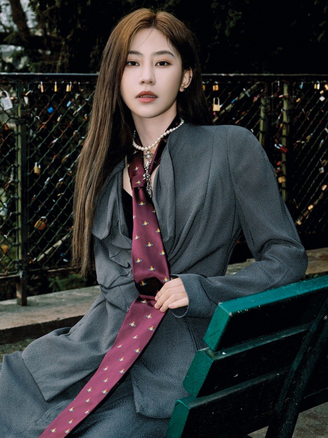 袁一琦巴黎时装周看秀造型，感觉如何？ 