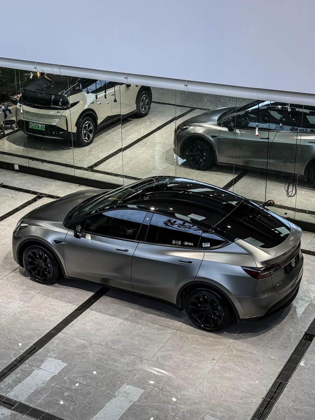 全网质感最强，邪恶大鼠标！不愧是销冠modelY