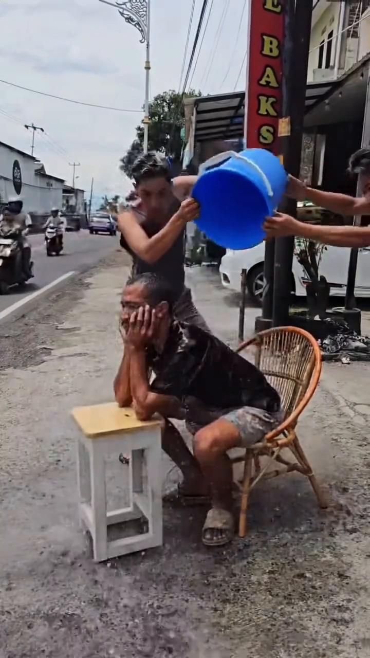 哈哈哈。
