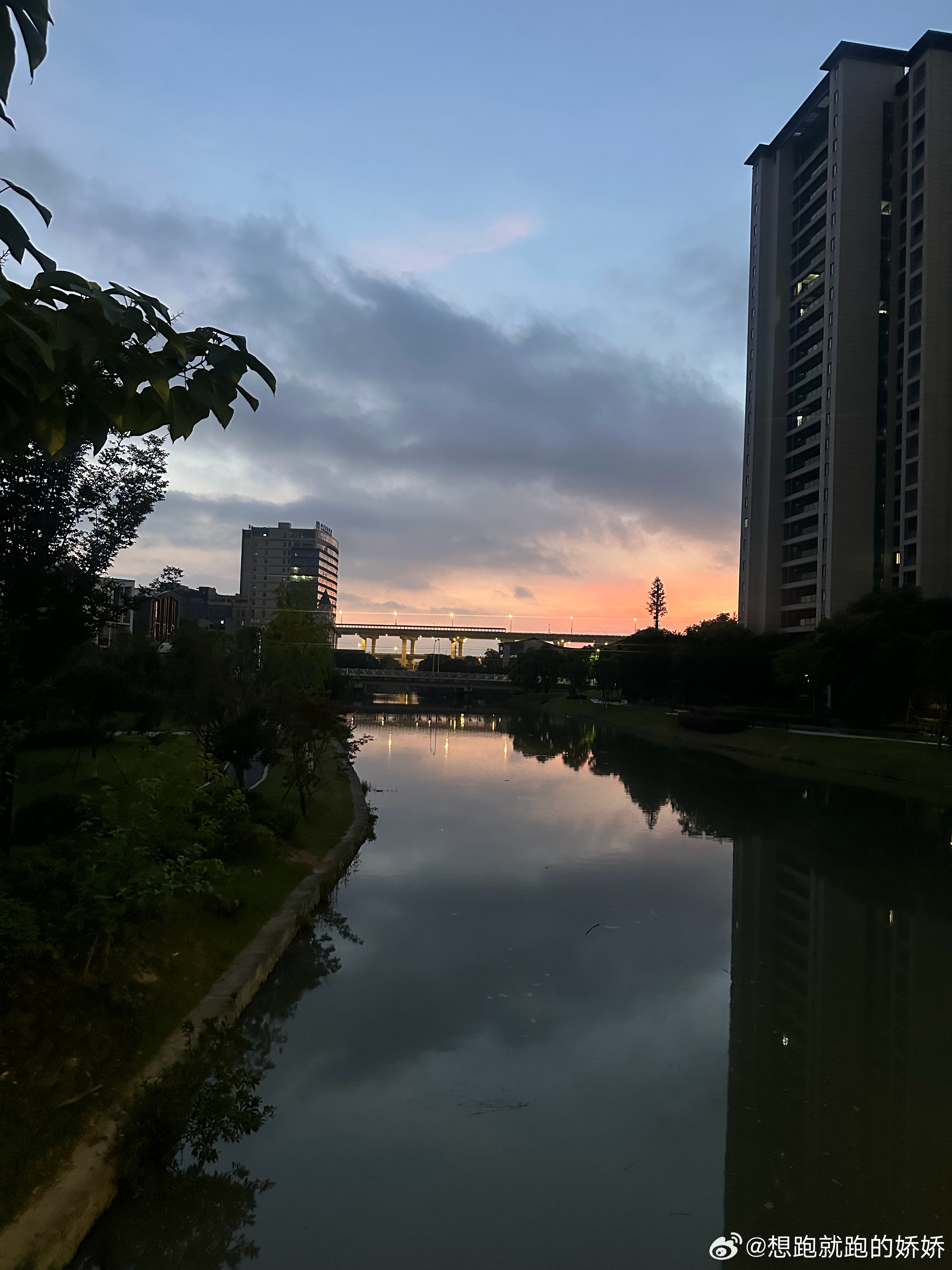 跑步 晨跑16K | 早起跑步🏃🏻♀️享受跑步后的暴汗运动打卡运动就是坚持跑