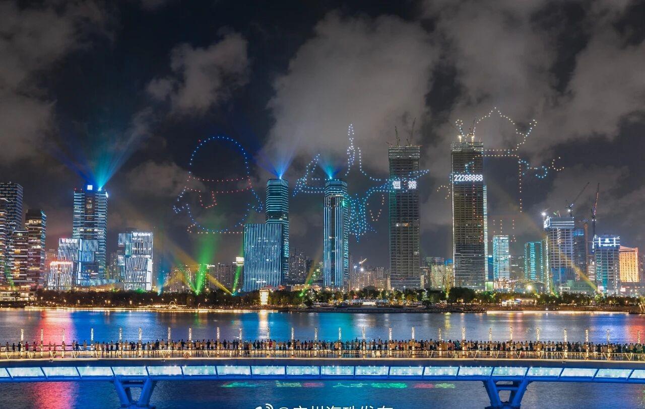 【重新认识深圳】深圳地处太平洋沿岸，几十年间从一个落后的小渔村发展成为现代化国际