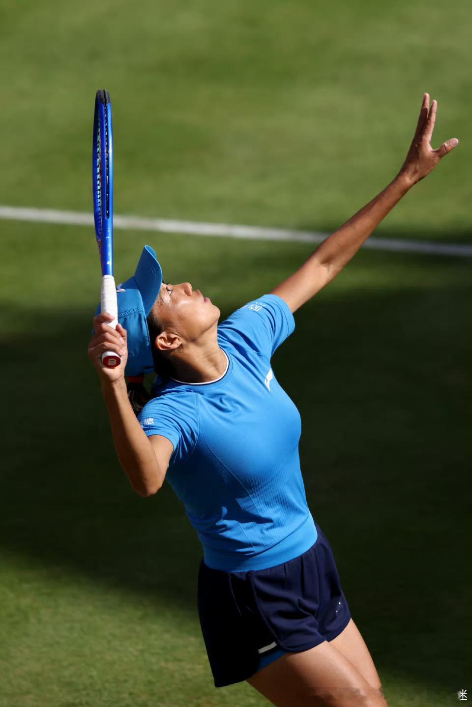 WTA500🇬🇧伦敦站首轮1️⃣，🇵🇭伊埃拉以6-3 6-2击败从资格赛