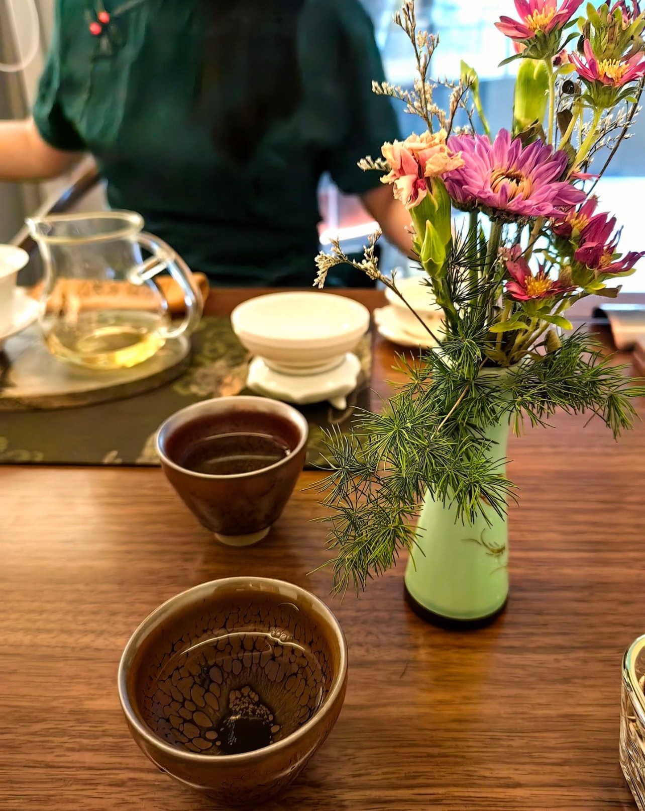 茶道  好茶的力量，不只在于瞬间的惊艳，更在于“事后”的绵长。它在身体里辟出一片