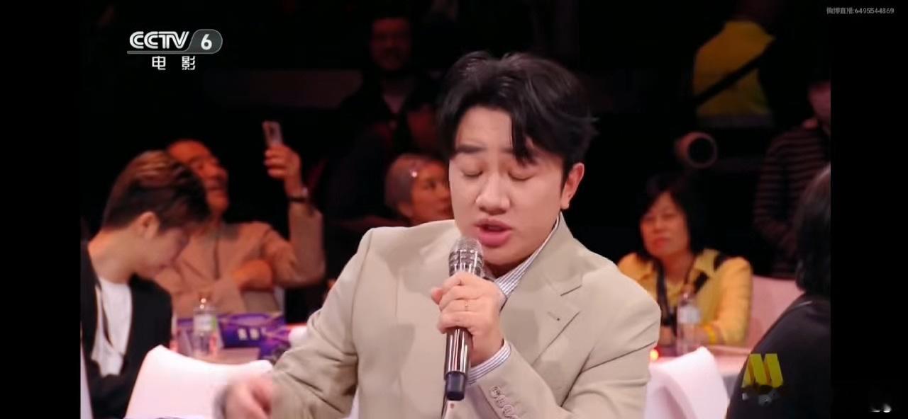 王祖蓝为胡歌嘴搓二胡整活这一块还得是看王祖蓝，为胡歌“嘴搓二胡”的操作可还行？有
