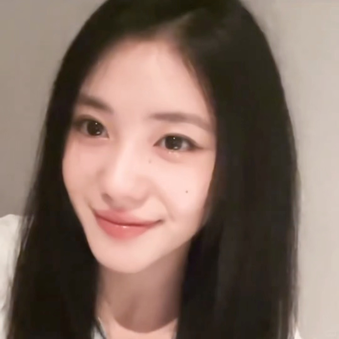 分享一些刘浩存的生活感日常live图 