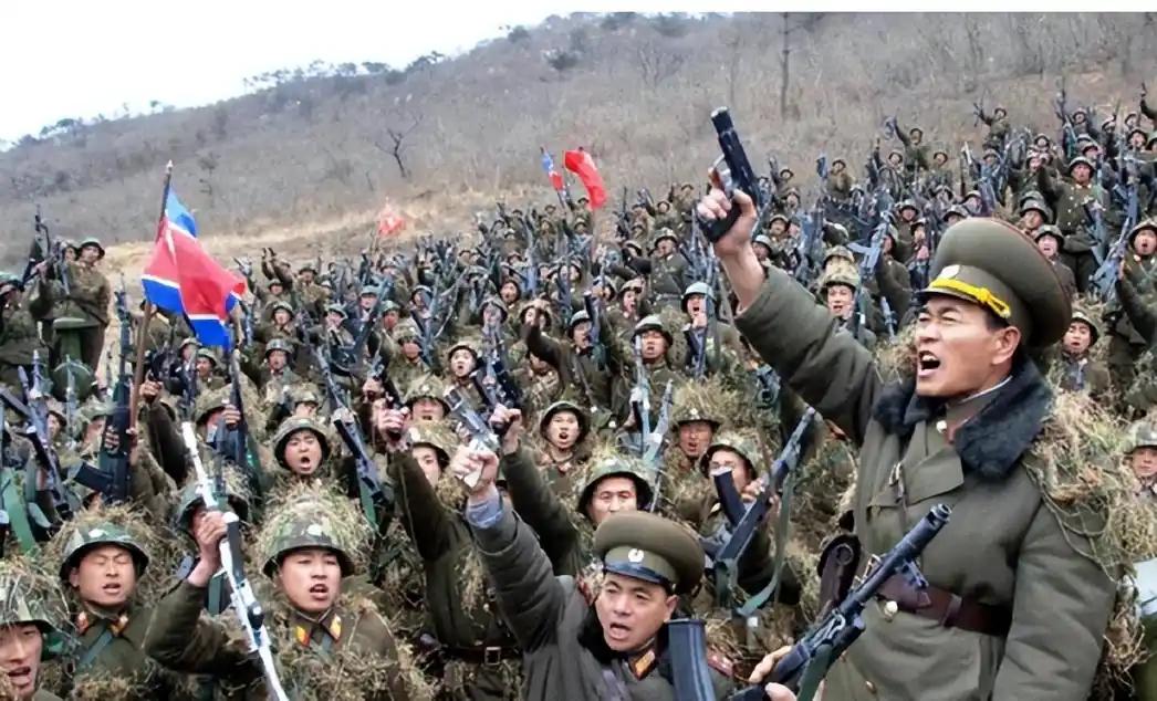 朝鲜兵出援俄，不是讲义气，而是有代价的。
 
这场仗拖到现在，俄罗斯最缺的已经不