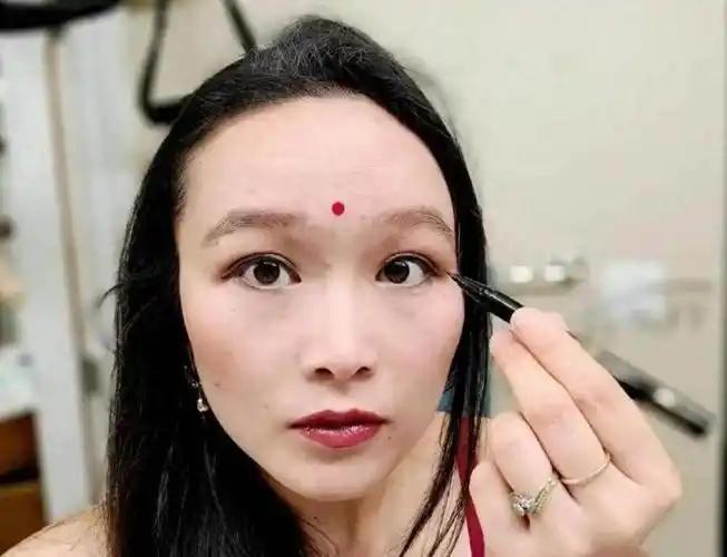 “我错了！求求你们，让我回中国吧！” 2020年7月，新德里最大的贫民窟里，一个