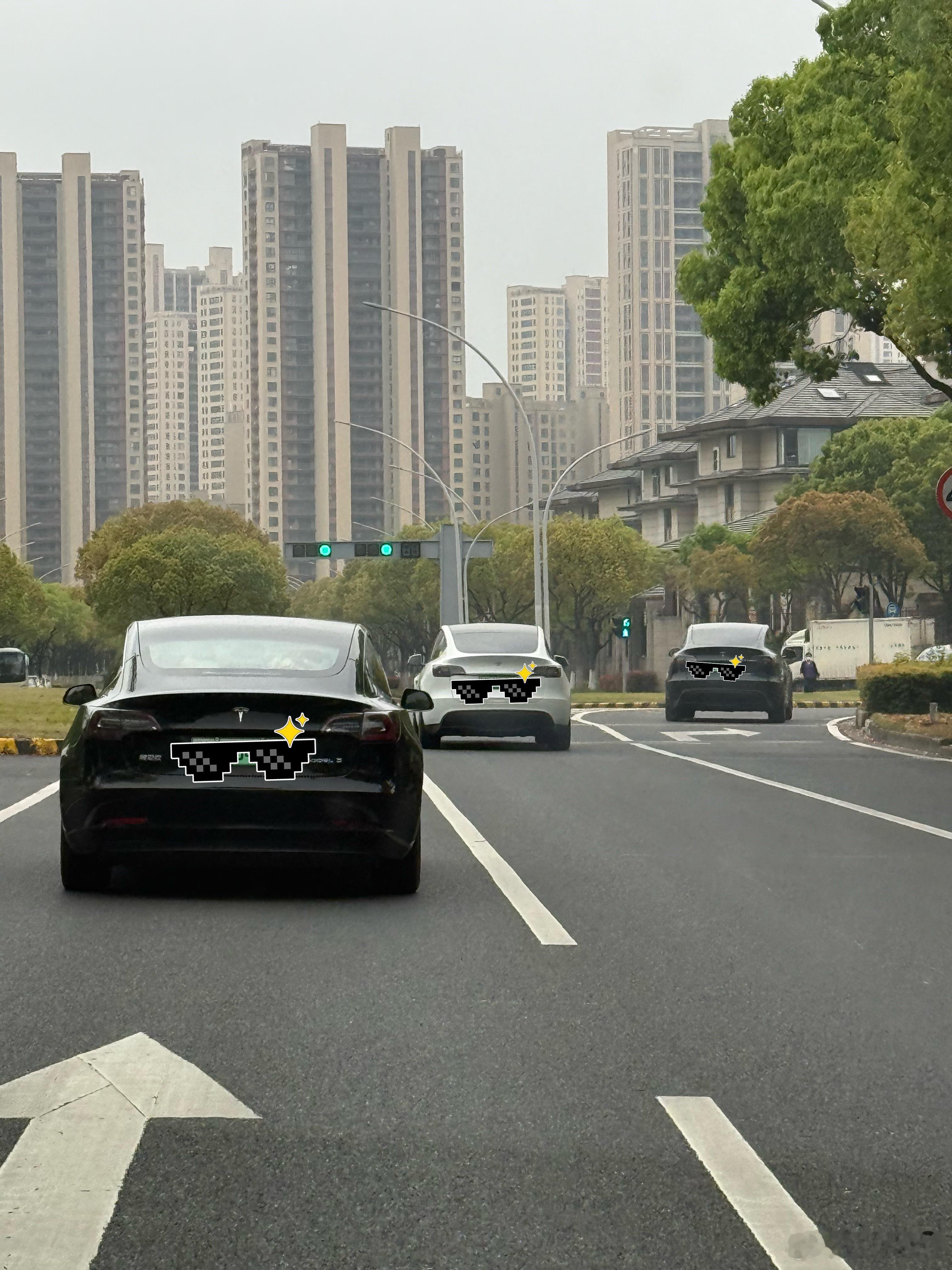 一条车道一台特斯拉全民拍车大v聊车