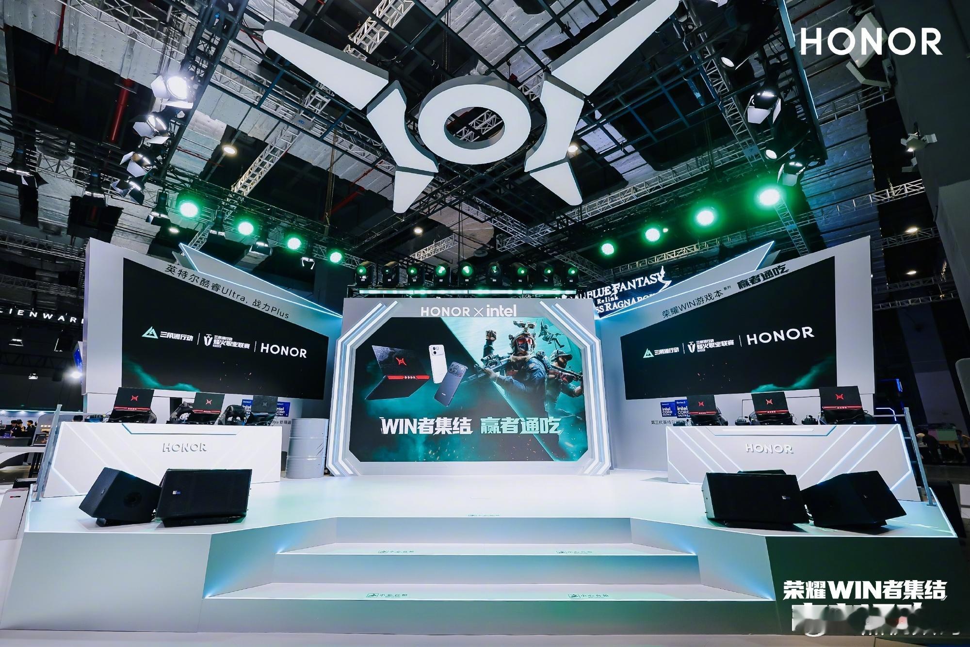 荣耀WIN H9（三角洲行动烽火职业联赛联名笔记本）终于要与大家见面了。这次的联