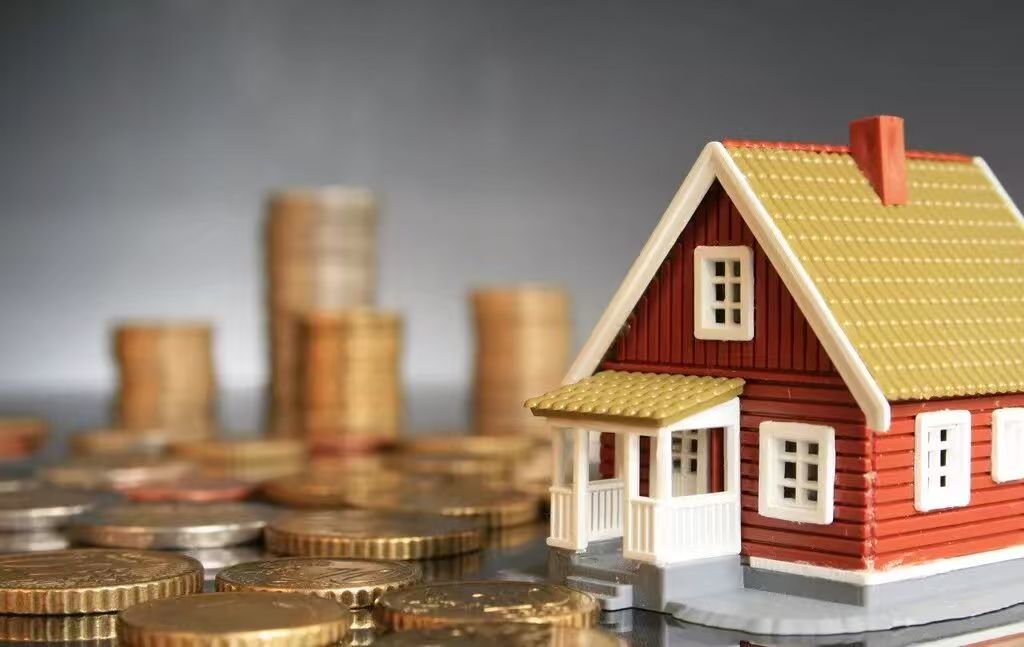 【】11月21日，泽平宏观团队发文称，任何资产都不会永远下跌，房地产也一样。20