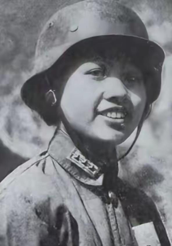 1942 年，廖耀湘听说远征军有一个女兵活着走出野人山，他大感惊奇，连忙接见她，