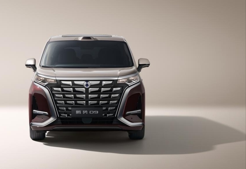 【比亚迪第二代腾势 D9 开启预售：二代刀片电池 + 闪充，预售价 38.98 