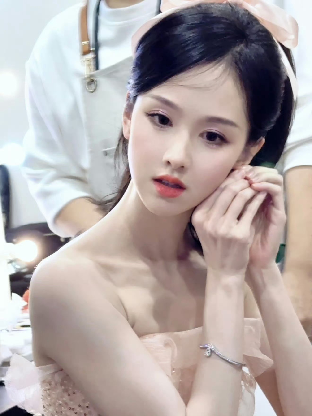 陈都灵  十八张live图 