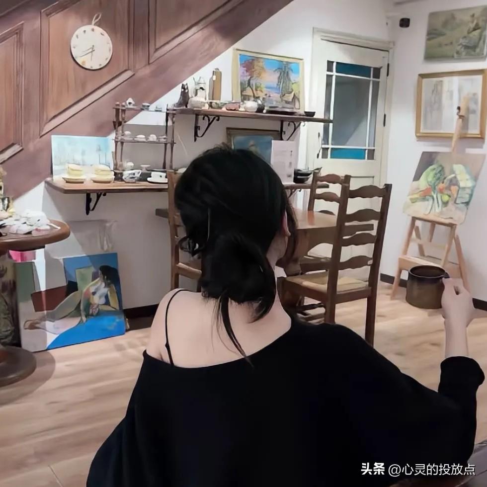 明知对方出轨还不离婚

无非是这2个原因

第1:因为孩子的原因，不想孩子失去一