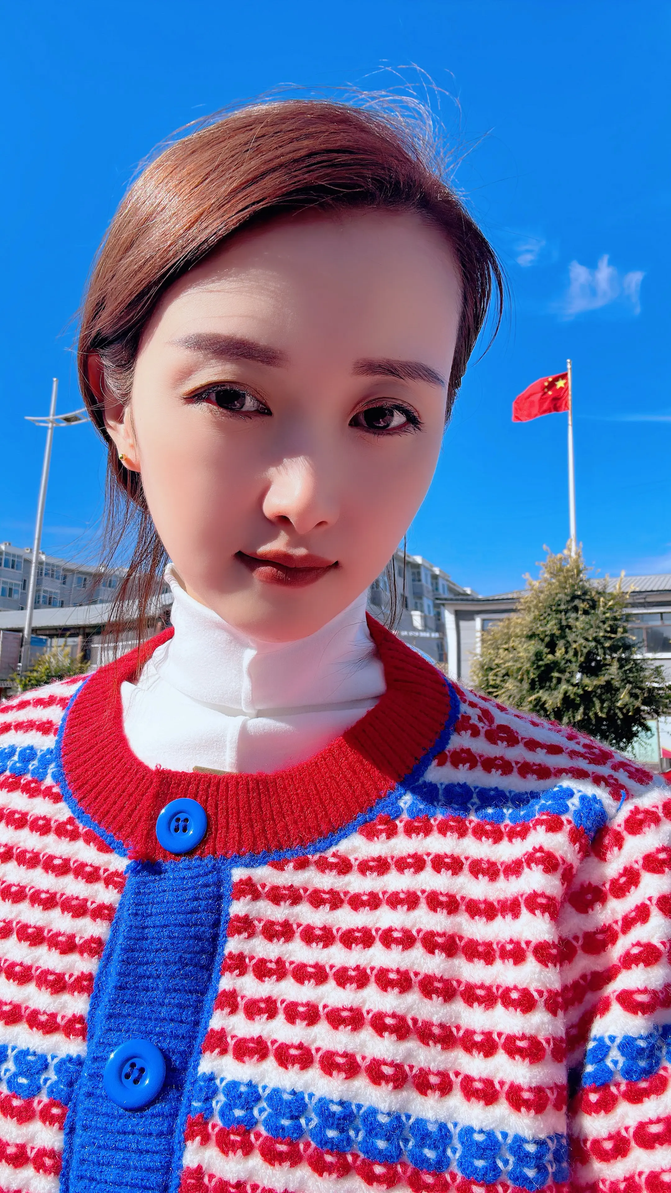 人最累的从来不是身体，而是心里藏着的憋屈，是崩溃时强忍回去的眼泪，是反...