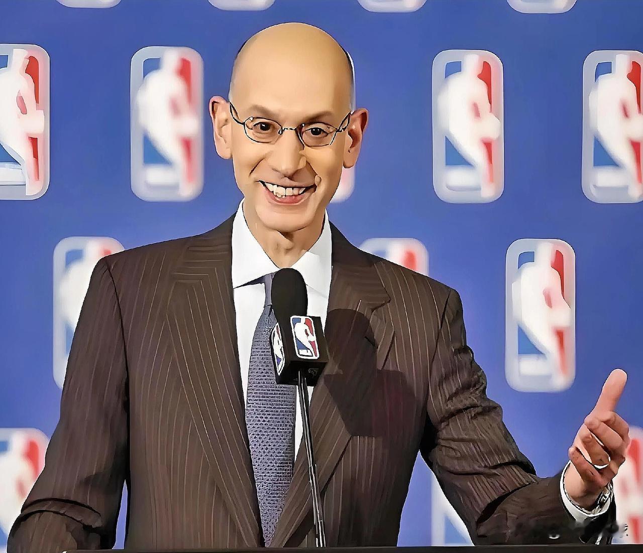 肖华真是太给小卡面子了！

今日NBA官方宣布，联盟总裁肖华选择快船球员小卡递补