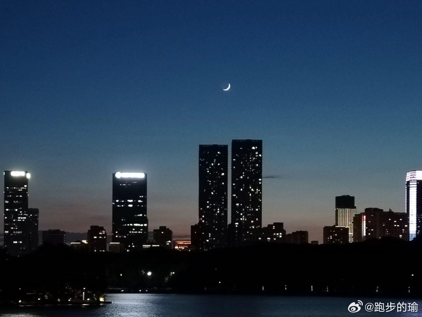 我说今晚月光那么美你说是的 长沙