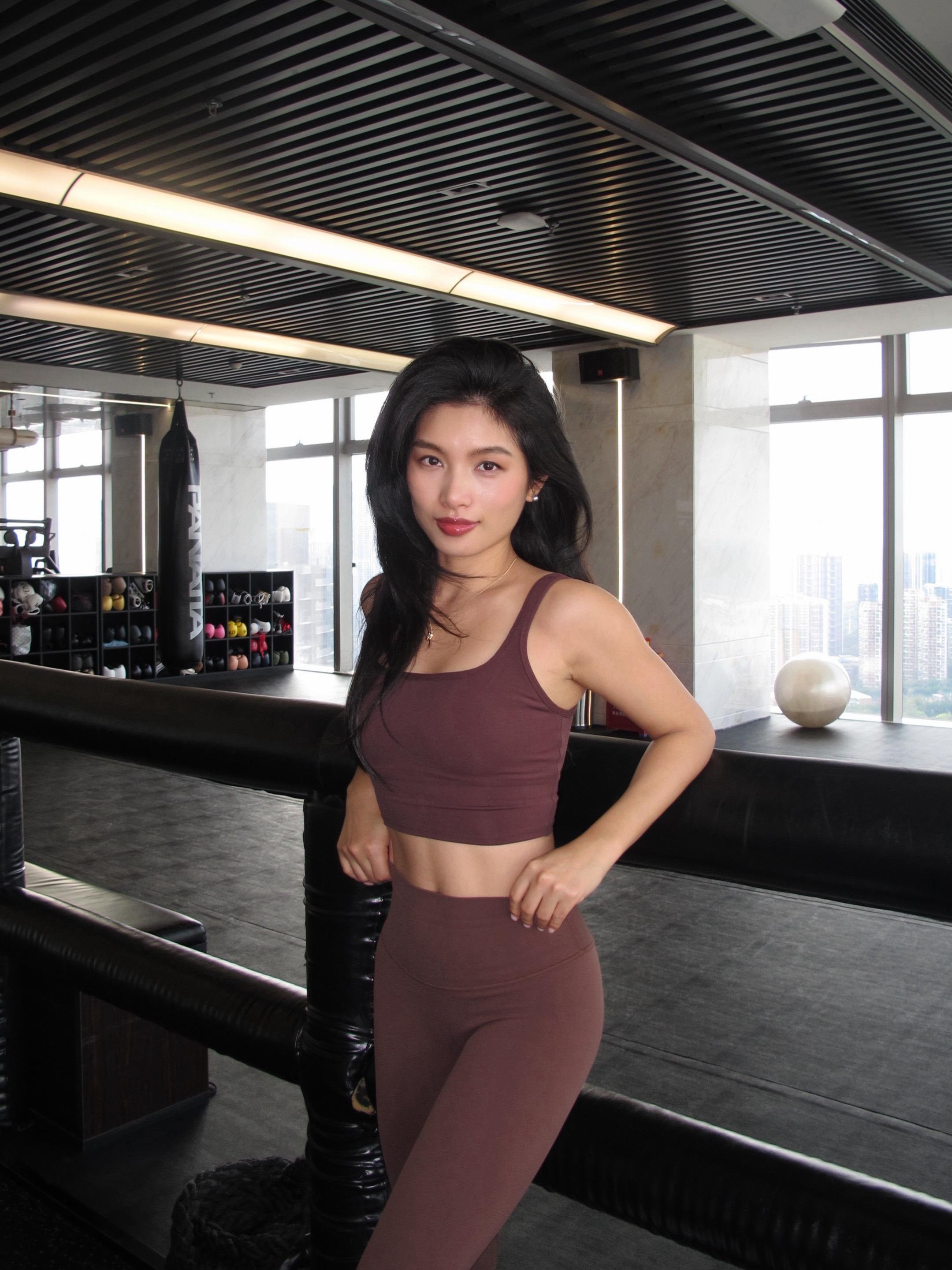 you know where to find me🥂🏋🏻‍♀️