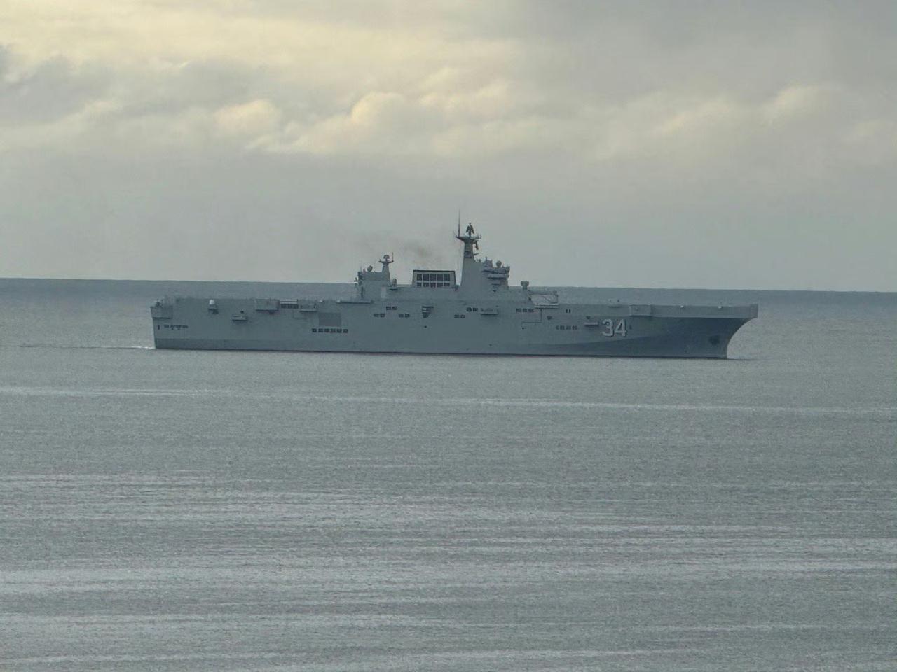参加完入役仪式离港的075湖北舰（太低调了，都不官宣直播003入役，也不官宣一下