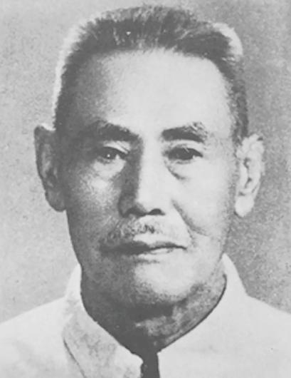 这个人，在蒋介石身边潜伏了整整十年。

孟良崮、淮海、渡江……一场接一场的决定性