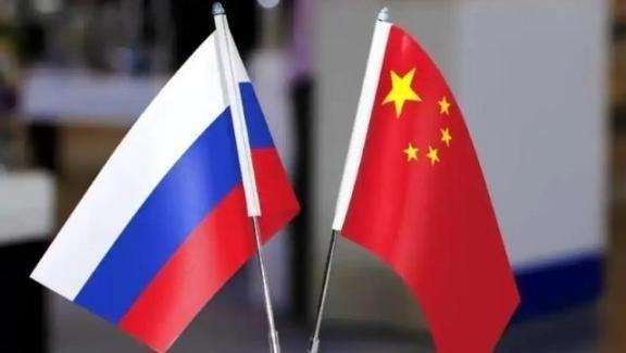 中国现在不必重点防范日本和美国，中国现在最需要警惕的反而是俄罗斯！这么说的原因是