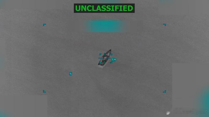 【特朗普证实美军再度打击委内瑞拉贩毒船 致6人死亡】海外新鲜事 美国总统特朗普（