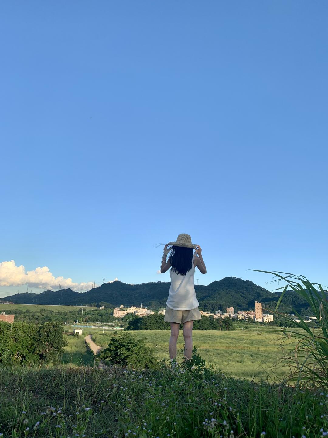 存一些夏日拍照姿势📸