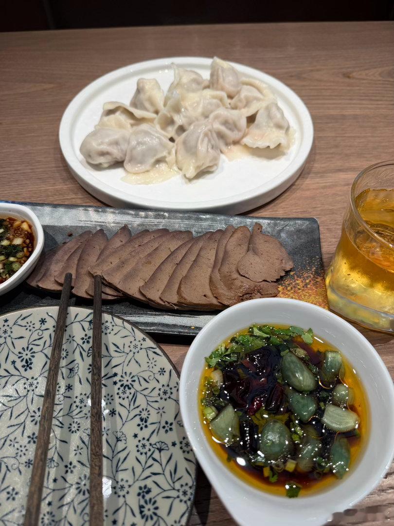 有酒有肉有饺子，才41还是堂食，这你受的了么！生活手记 ​​​
