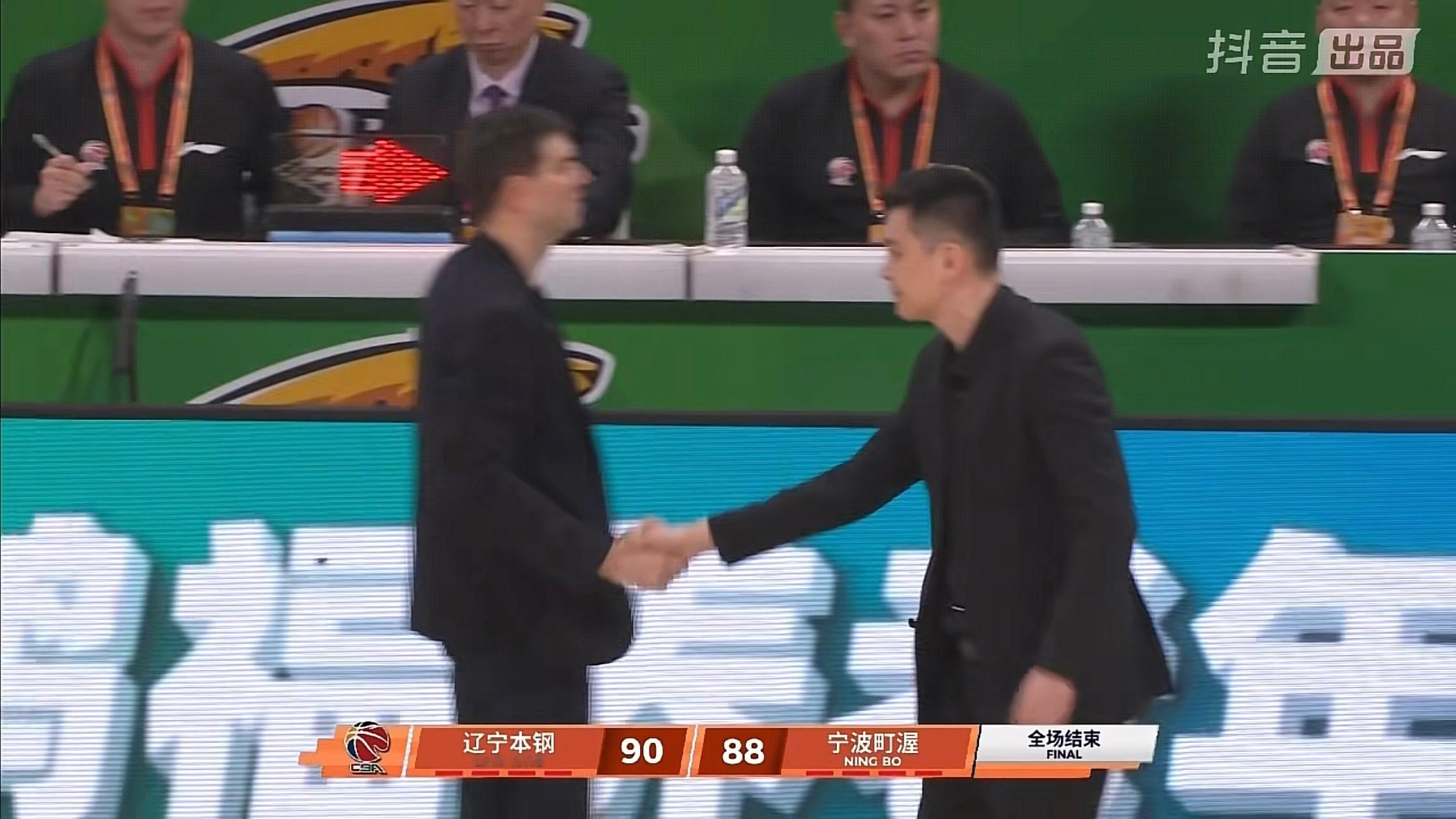 辽宁男篮主场90比88战胜宁波。威尔斯26分，付豪16分10篮板，莫兰德12分8