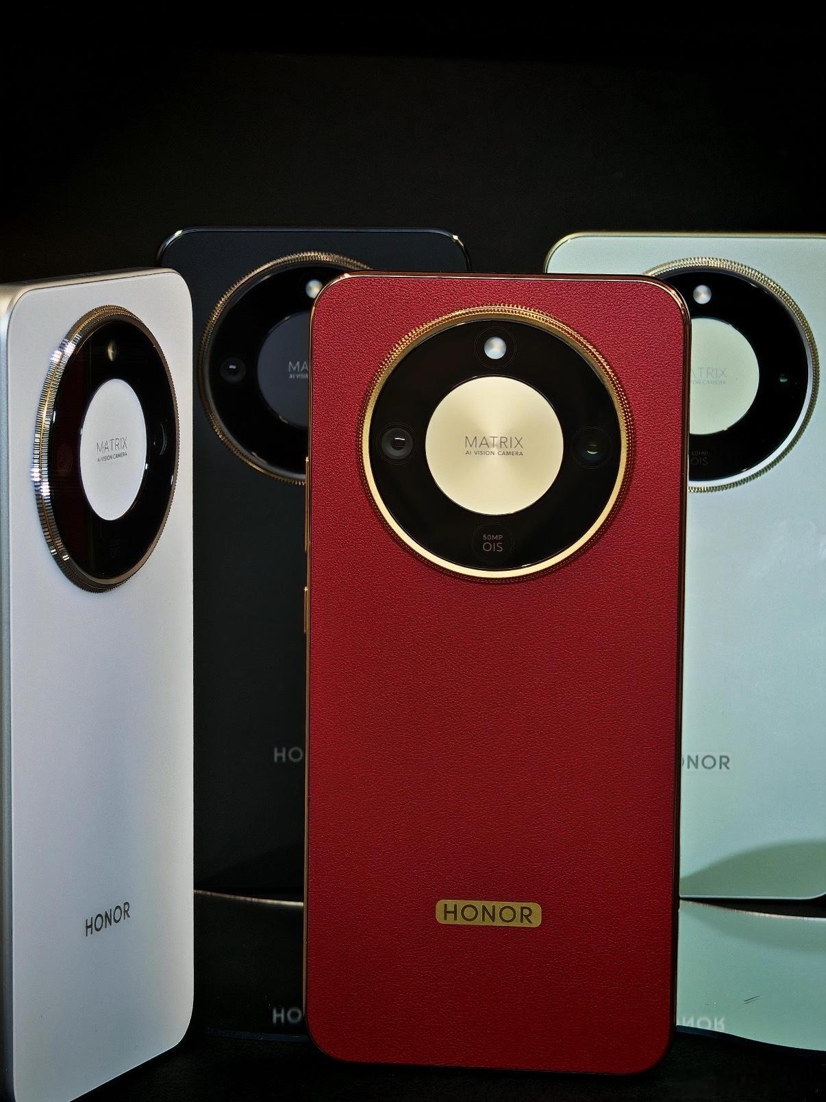荣耀X70这次竟然是有线和无线都是80w，我真觉得充电宝五年内就要被淘汰了[你好