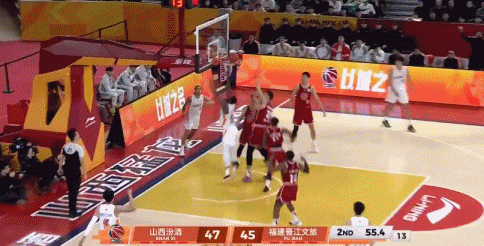 迪亚诺主动打威廉姆斯，裁判给双方违体，拉偏架要最近什么价值观？


不就篮下抢篮