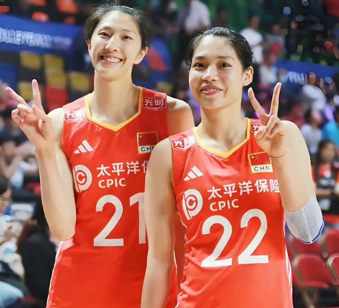 中国女排名单总体来说，没什么特别让人意外的人选，毕竟要争亚锦赛冠军，否则就不会让