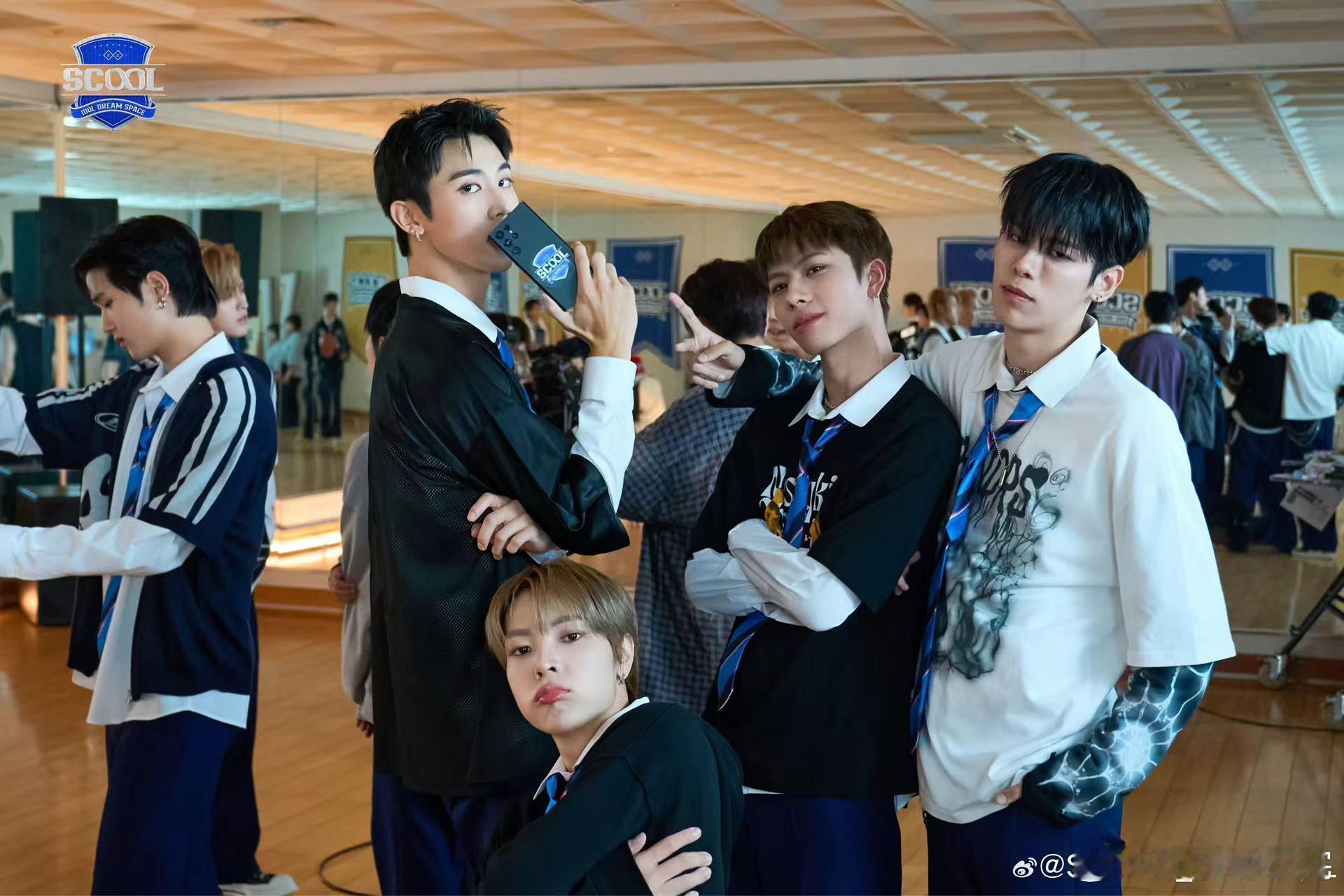 #首个中韩选秀节目开播# 喜欢选秀节目的朋友们快看过来，9月28日起，每周六都能