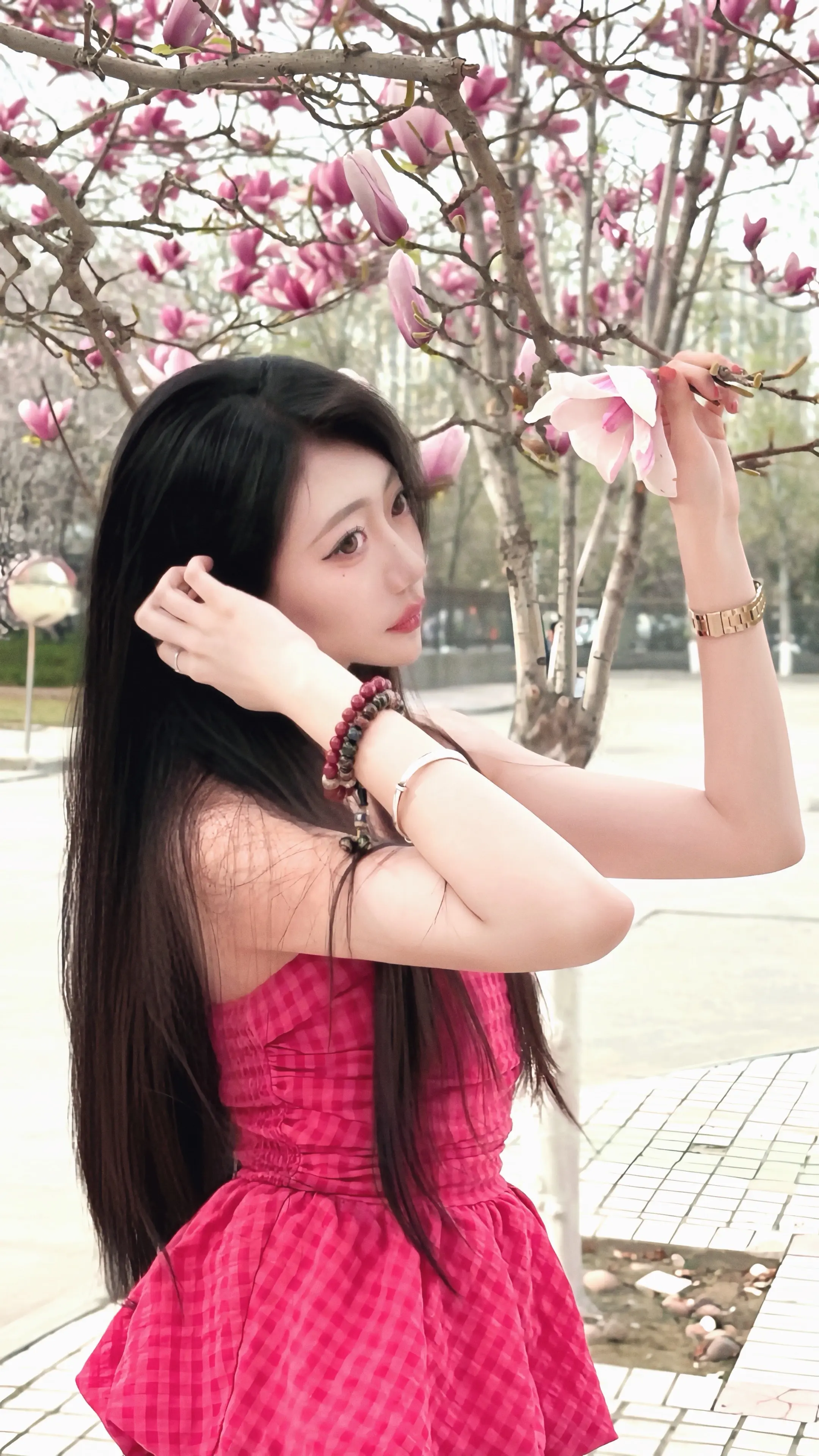 缠住吻住春风吹住我吗