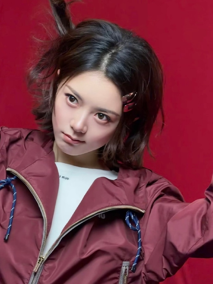 赵今麦miumiu活动出图赵今麦在Miu Miu活动的出图简直美出新高度！灵动又