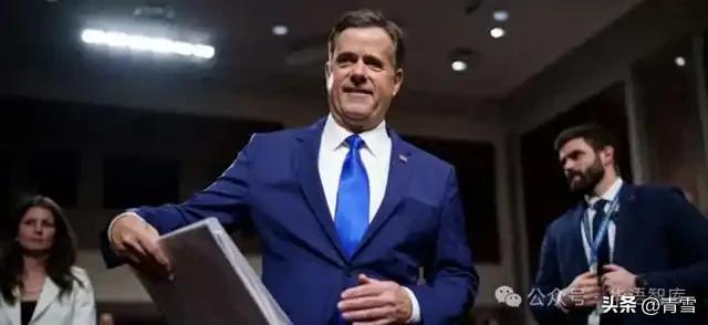 美国中央情报局长深夜秘密访问俄罗斯，力劝普京不要对乌发动最大规模的军事攻击！
美