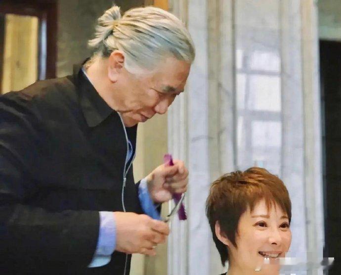 贫穷真的是限制了我的想象力。袁立花近2万修鬓角刘海，美发圈顶尖大神罗少奇亲自上阵