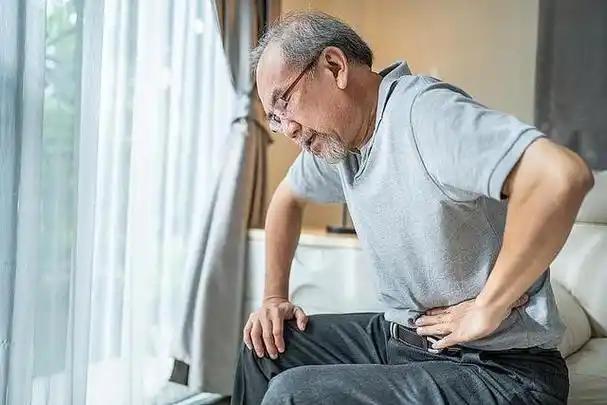 截止6月27日，登录人社部、财政部官网检索可以确认，2026年职工退休人员养老金