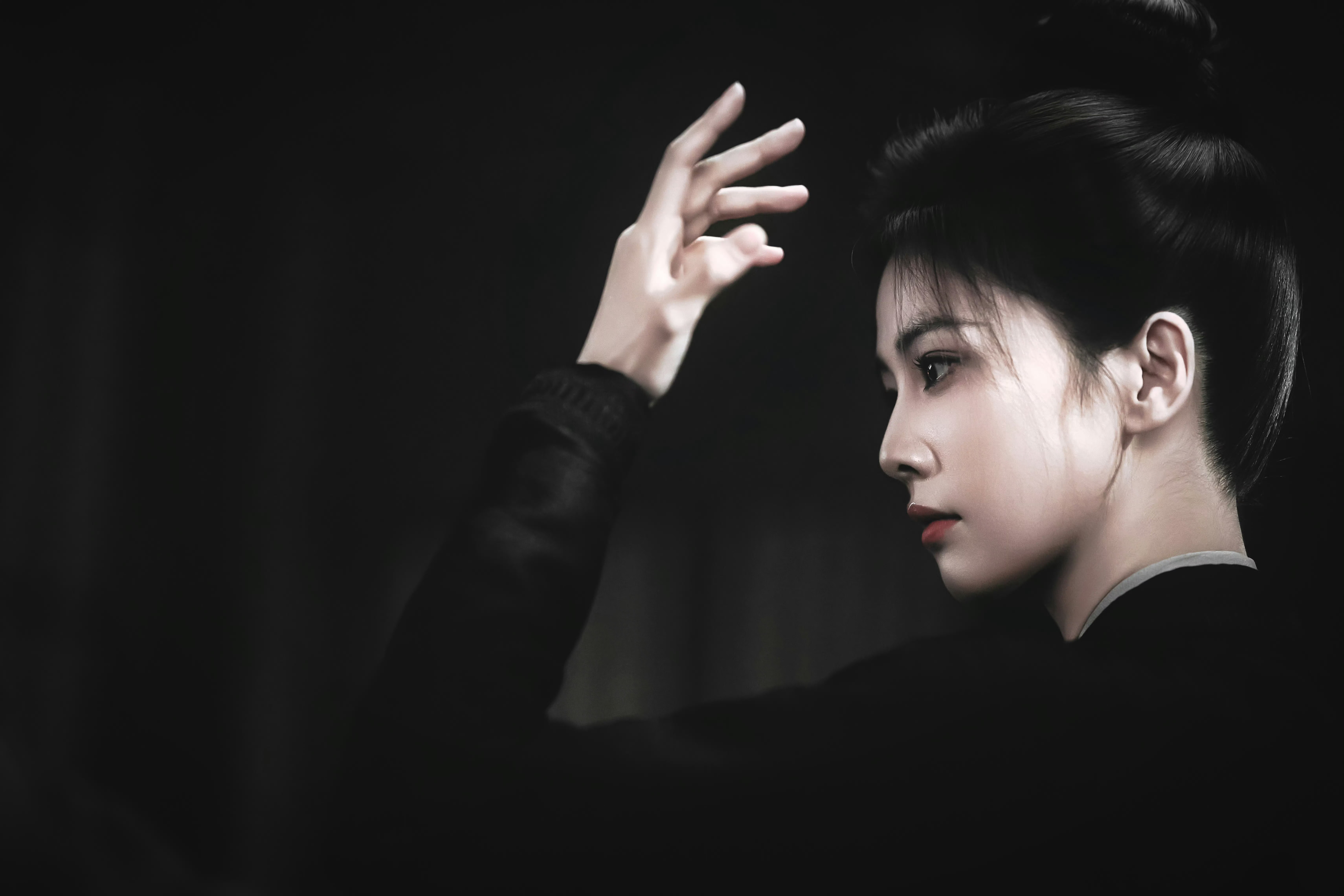 白鹿的唐宫奇案真好看！真的，不骗人。第一案因为上星删减很多，第二案就不一样了，因