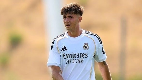 据西班牙记者 消息，皇马卡斯蒂亚青训出品的19岁小将巴尔德佩尼亚斯，有望在球队对