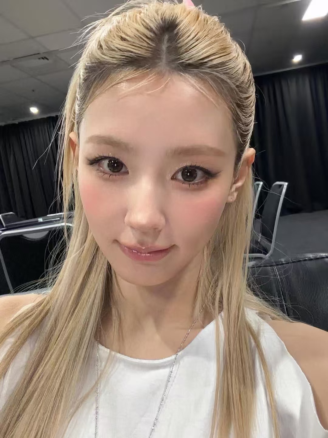 idle组合赵美延盛世美颜 🩷赵美延power主唱 【资源搬运】260531薇