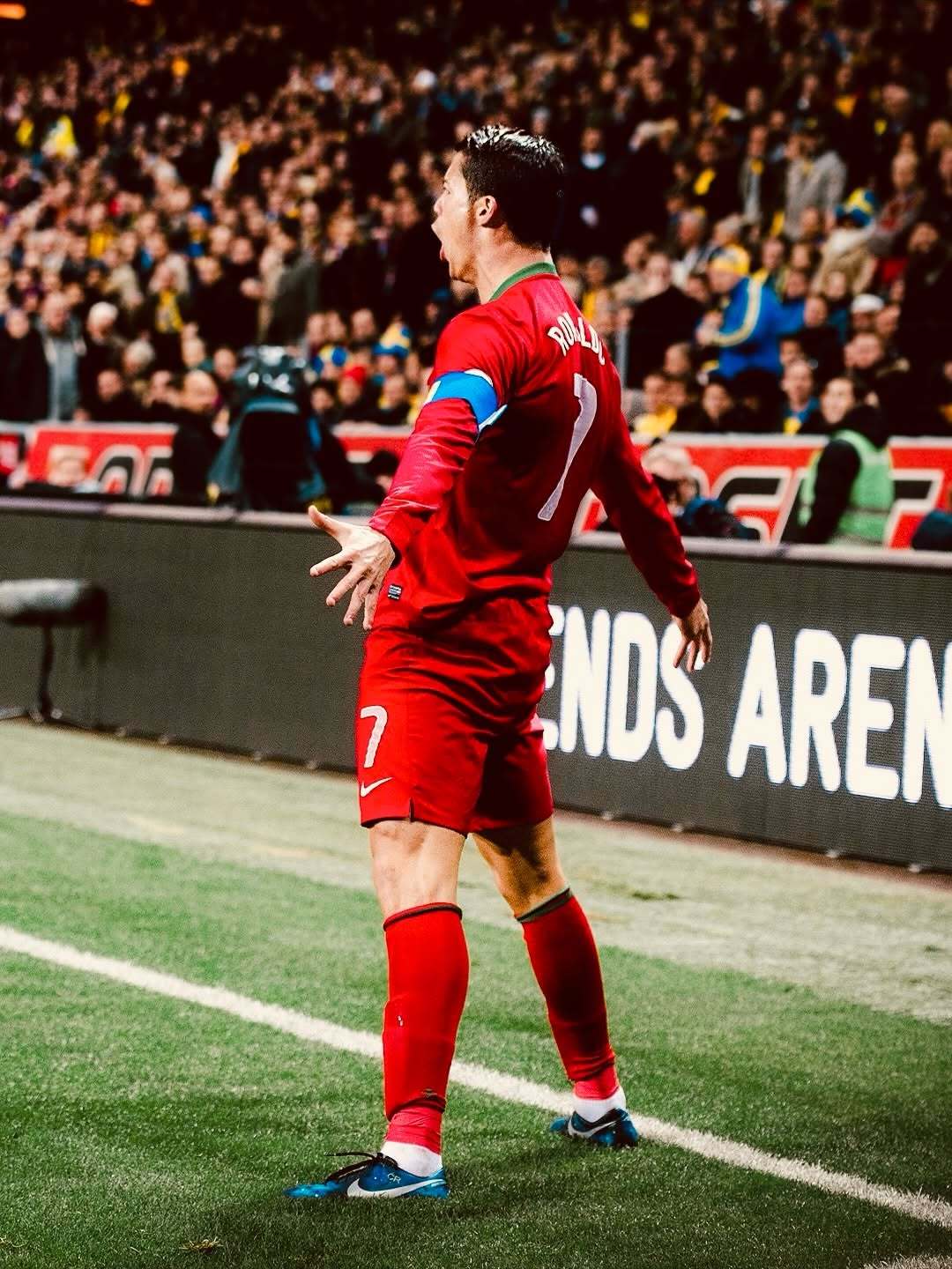 C罗c罗 C罗 v 伊布曼联国米到葡萄牙瑞典 