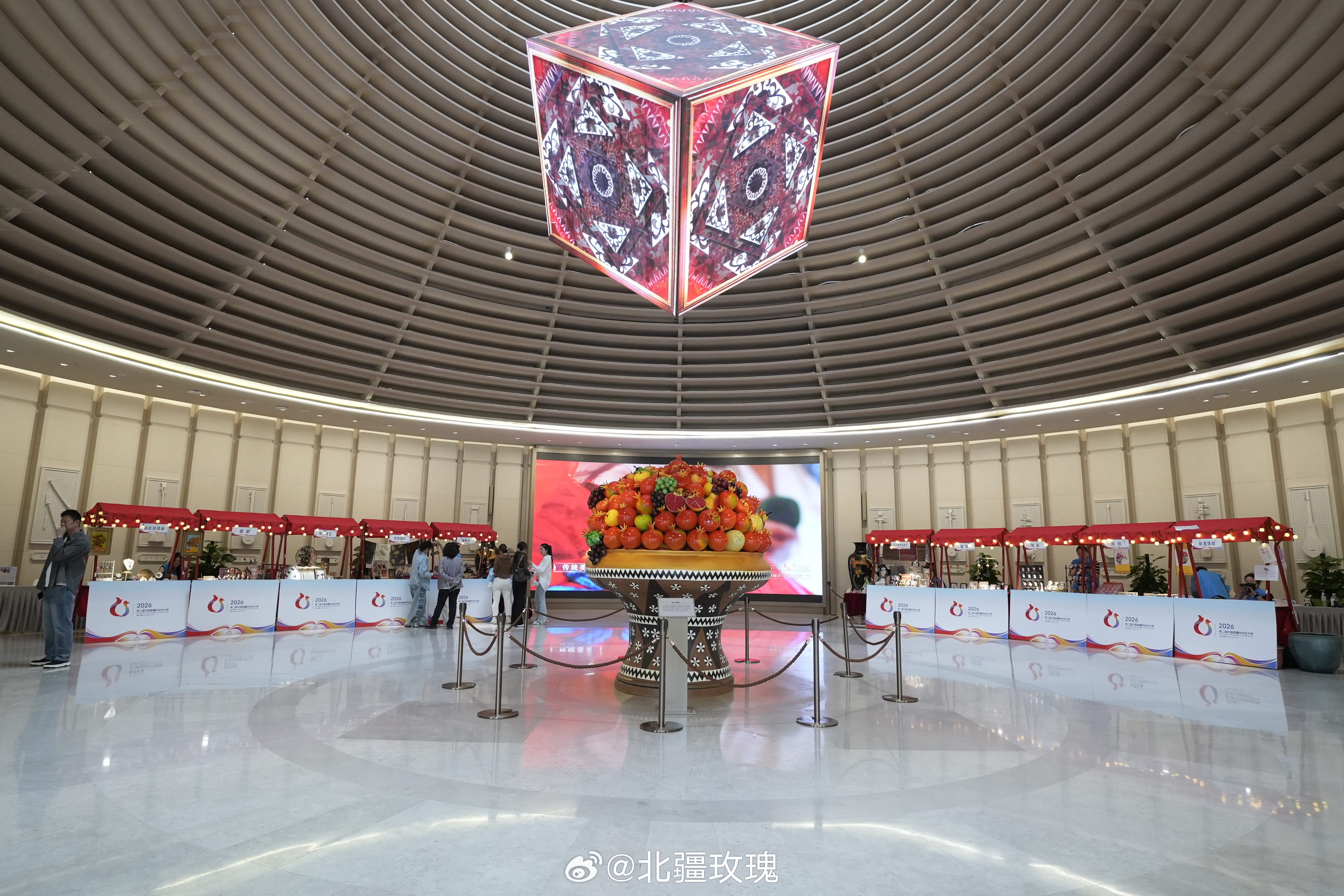 第二届中国新疆民间艺术季非遗集市活动火热进行中！即日起至5月26日，坐标新疆非遗