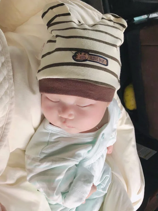 妈妈，不要嫌弃我半夜吃奶，好吗🥺