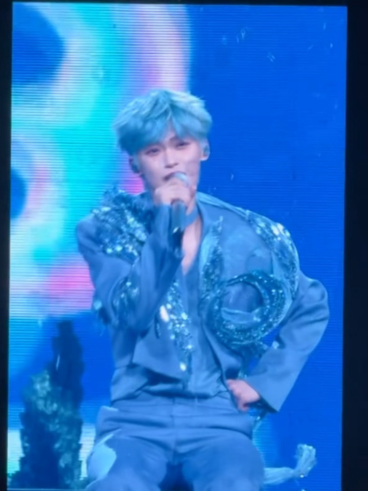 梓渝叉腰，好傲娇啊。 