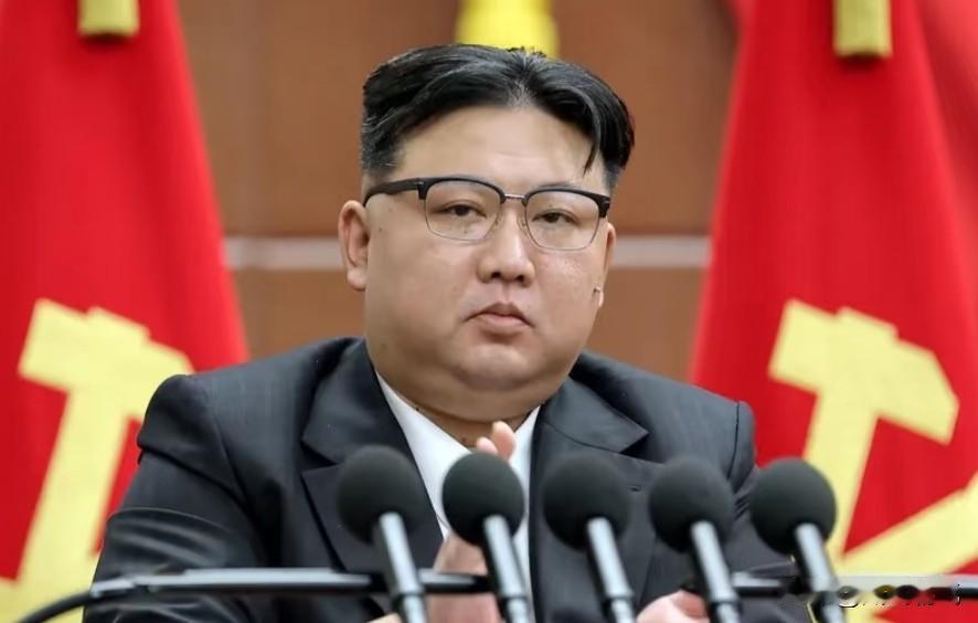 普京的亲笔信刚到，金正恩的发射键就摁下去了！这根本不是巧合，而是中俄朝三国直接在